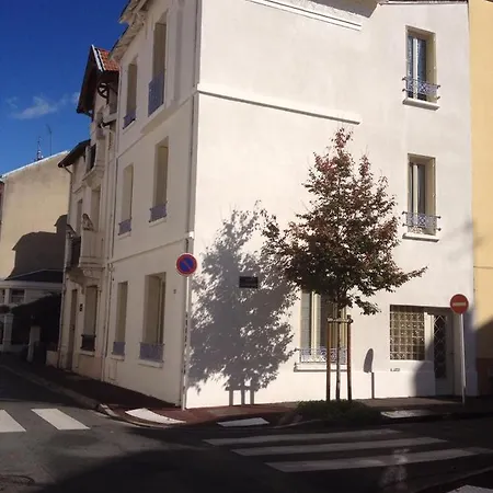 Nouveau : Hyper Centre De Vichy T1 Bis Charmant Exterior photo